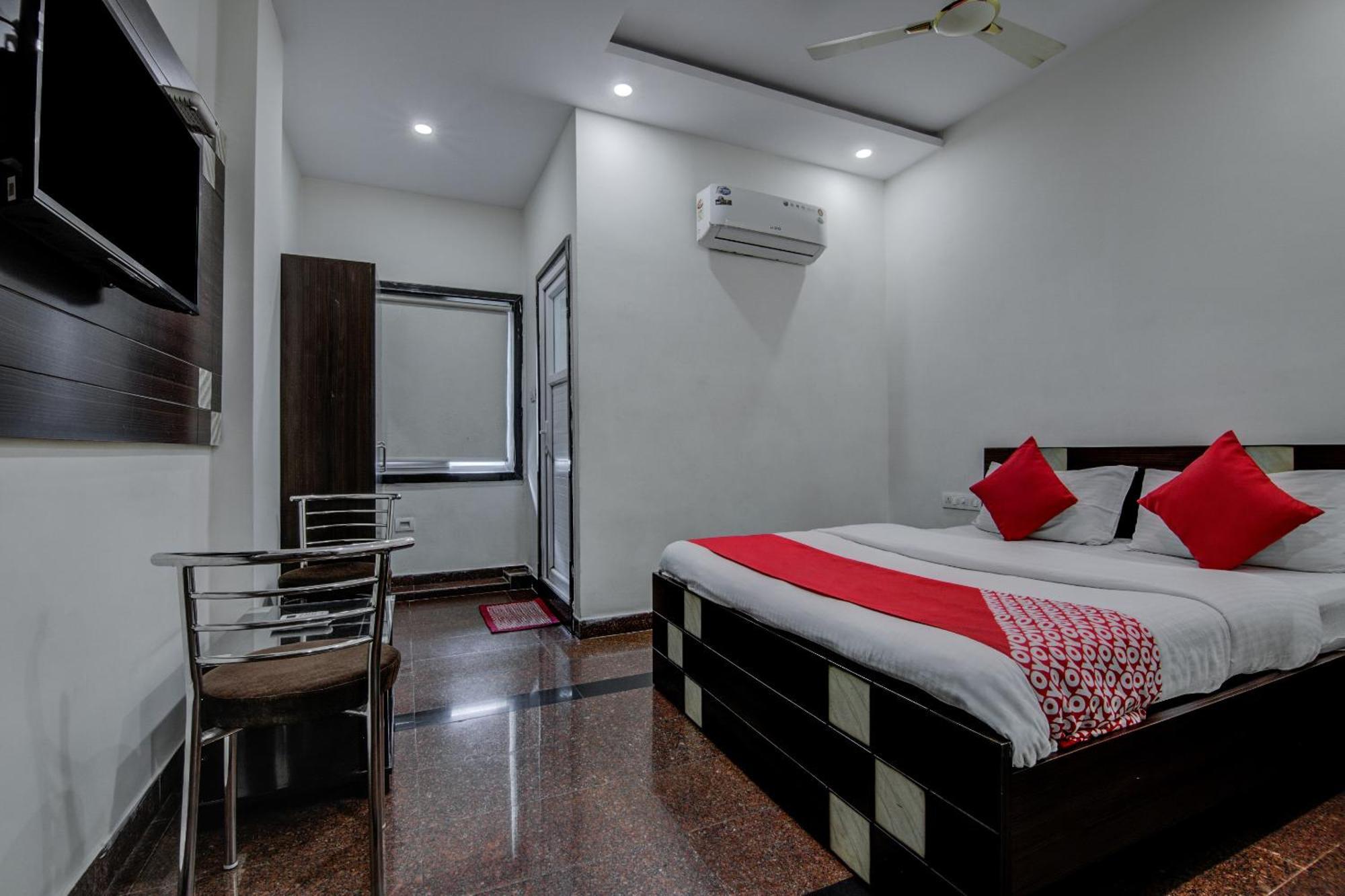 Hotel O Vb Grand Visakhapatnam Exterior foto